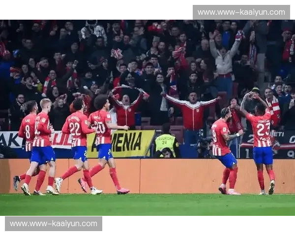 巴黎FC受困伤病阵容不整 主场惨败朗斯保级压力骤增